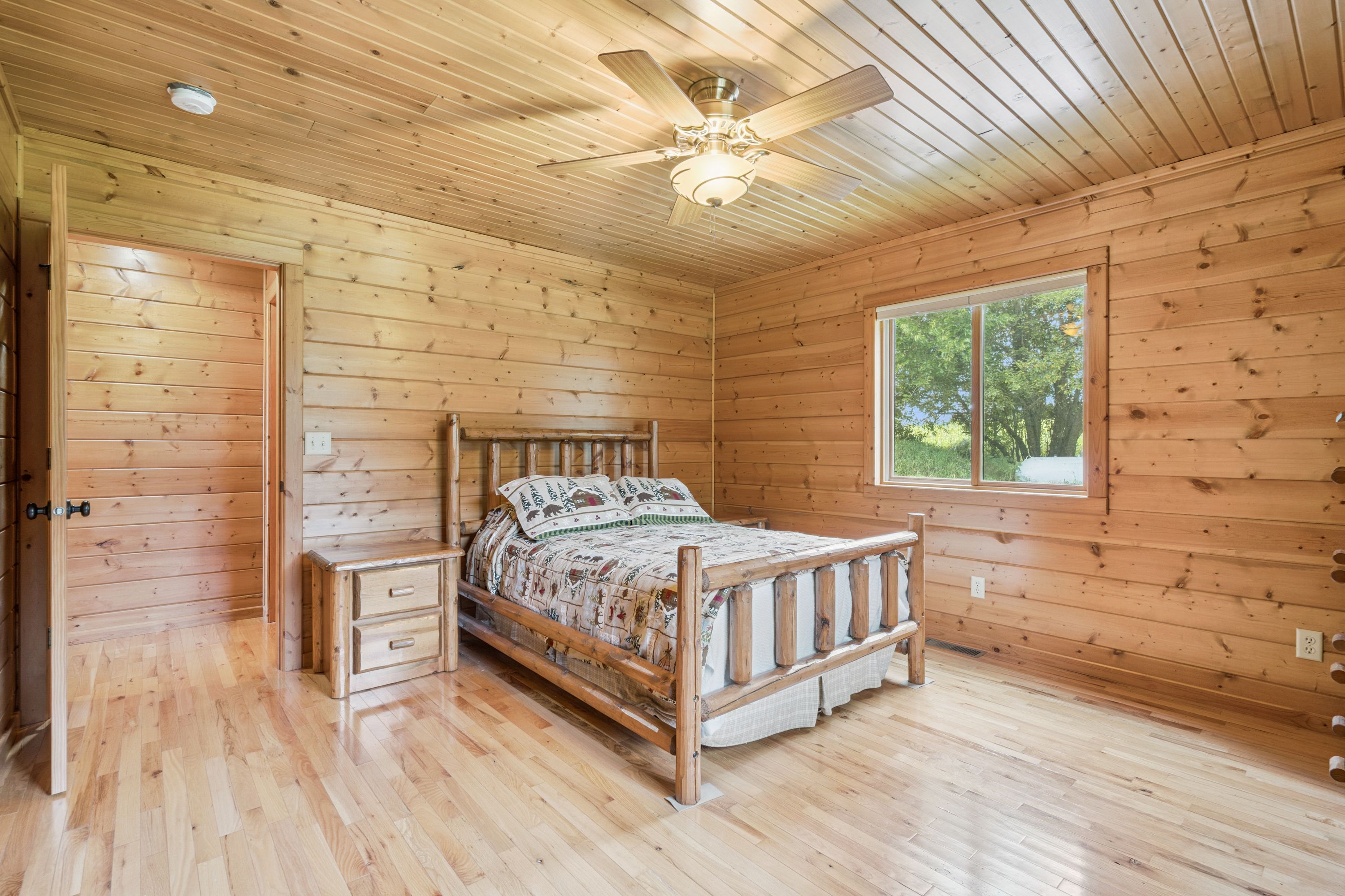 Listing Photo: 21-158 7985 Spore Rd